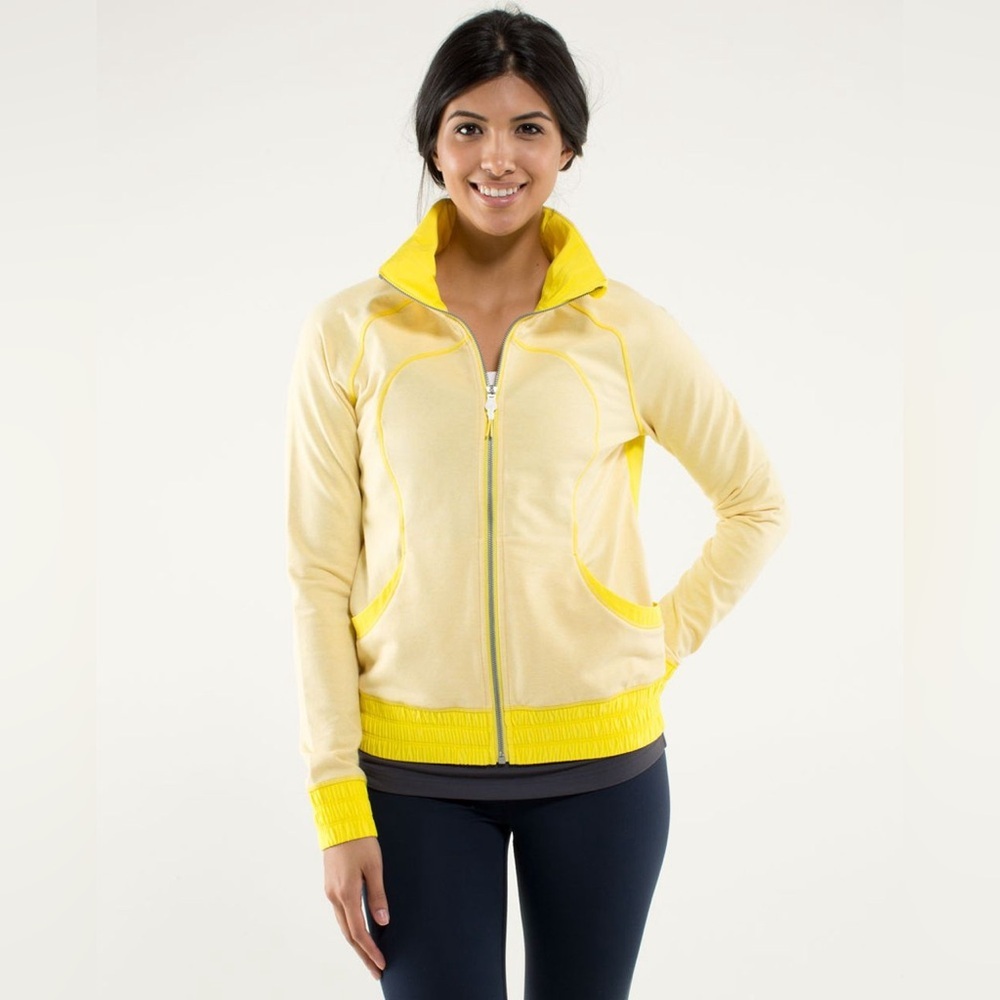 Lululemon Blissed Out Jacket
Sizzle